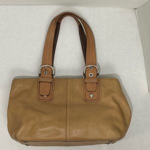 Coach large shoulder bag soho a0972-f13109